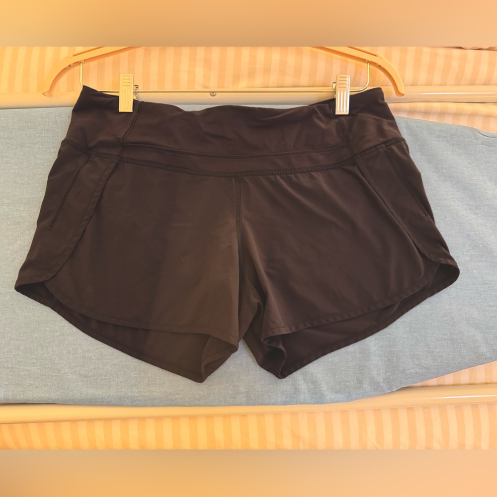 Lulu shorts 6”